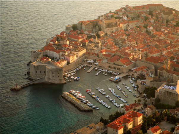 동유럽+발칸 6국12일 (체코/오스트리아/헝가리/크로아티아/슬로베니아/독일) ＜2대 야경투어/두브로브니크/프라하성 내부/독일 명품아울렛/전일정 4성 호텔＞