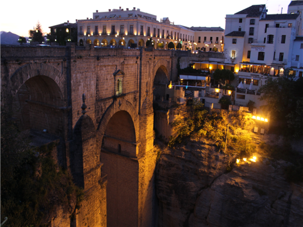스페인/포르투갈 9일 ＜국적기 바르셀로나 직항/전일정 4성/가우디스페셜＞